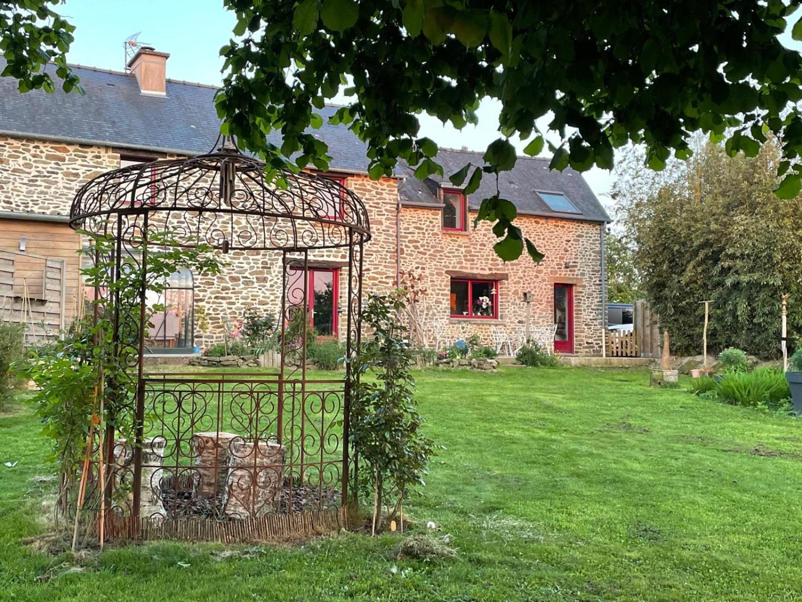 Chambres D'Hotes Saint-Hélen المظهر الخارجي الصورة